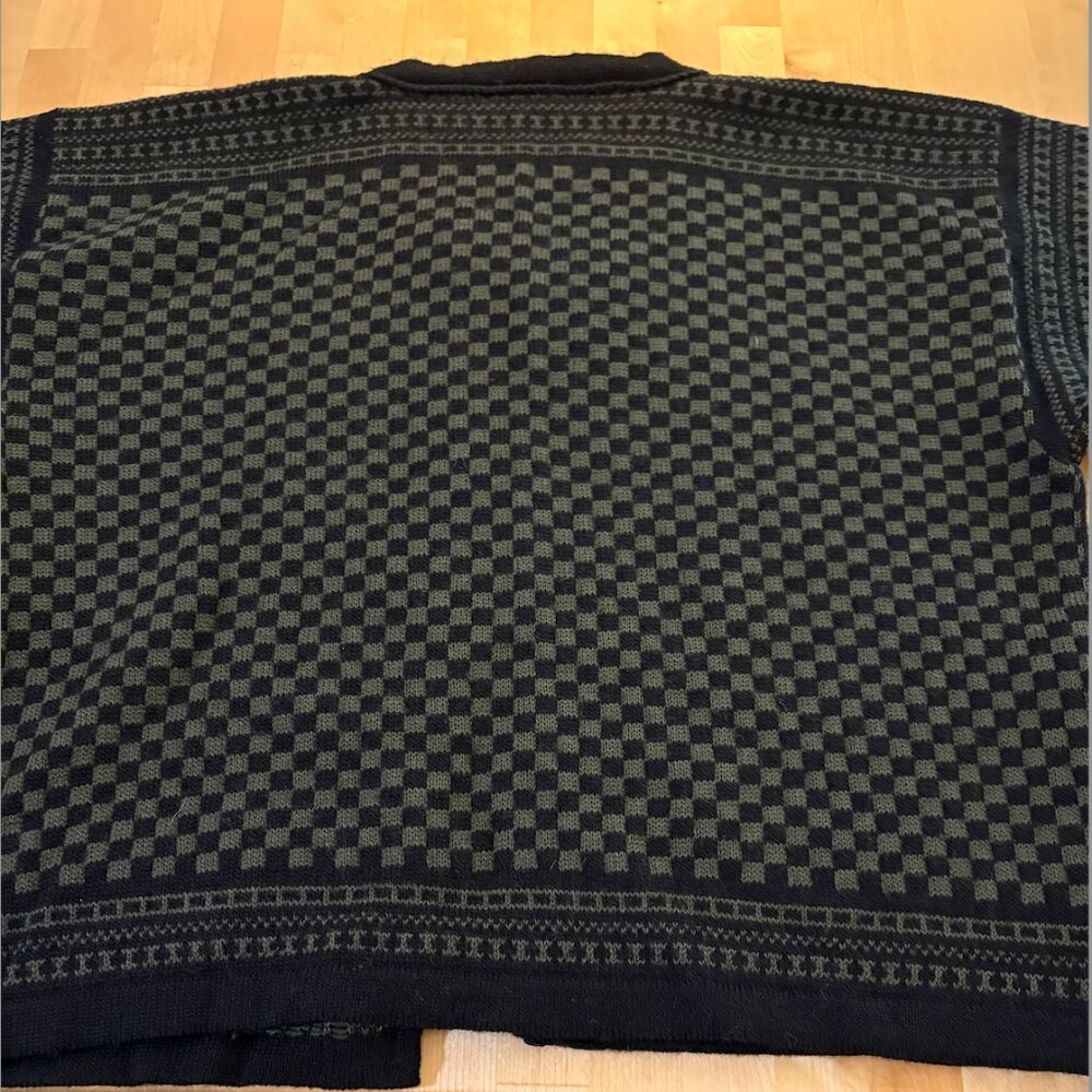 Dale of Norway Norwegian L Wool Cardigan Sweater Green/Black Shorter Length - Picture 9 of 11